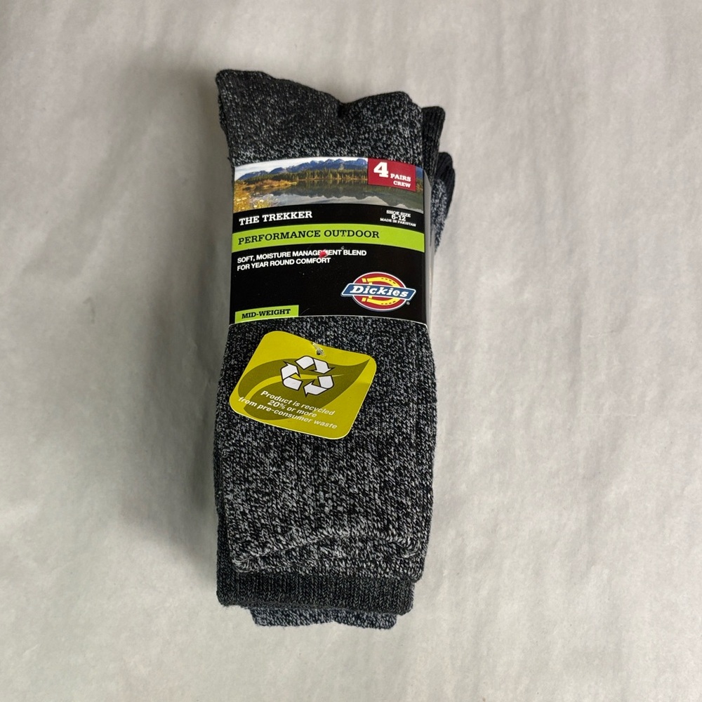 New Dickies Socks Men’s 4 Pair Performance Outdoor Mid-Weight Casual Dark Gray